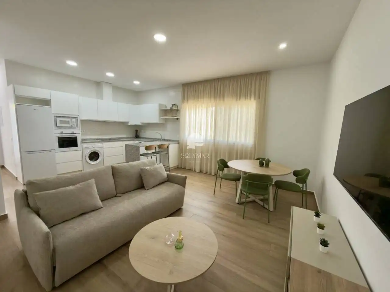 Sala d'estar de Casa o xalet de lloguer en Vélez-Málaga amb Aire condicionat i Moblat