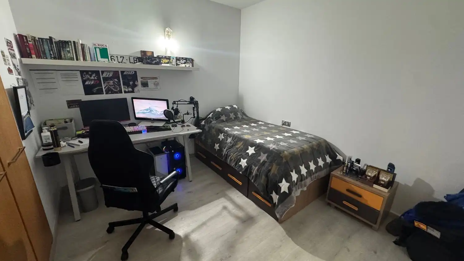 Bedroom of Flat for sale in Montcada i Reixac  with Air Conditioner, Terrace and Community pool