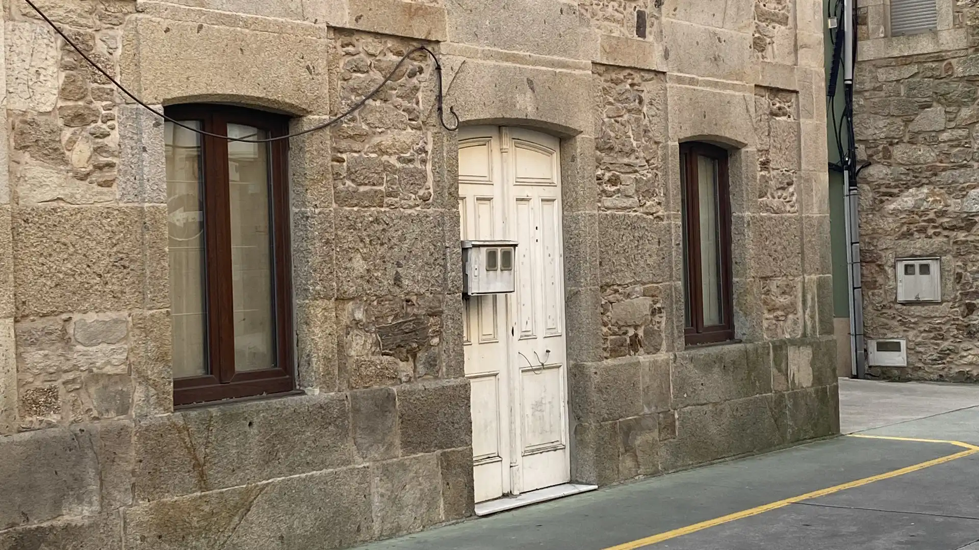 Exterior view of Premises for rent in A Pobra do Caramiñal