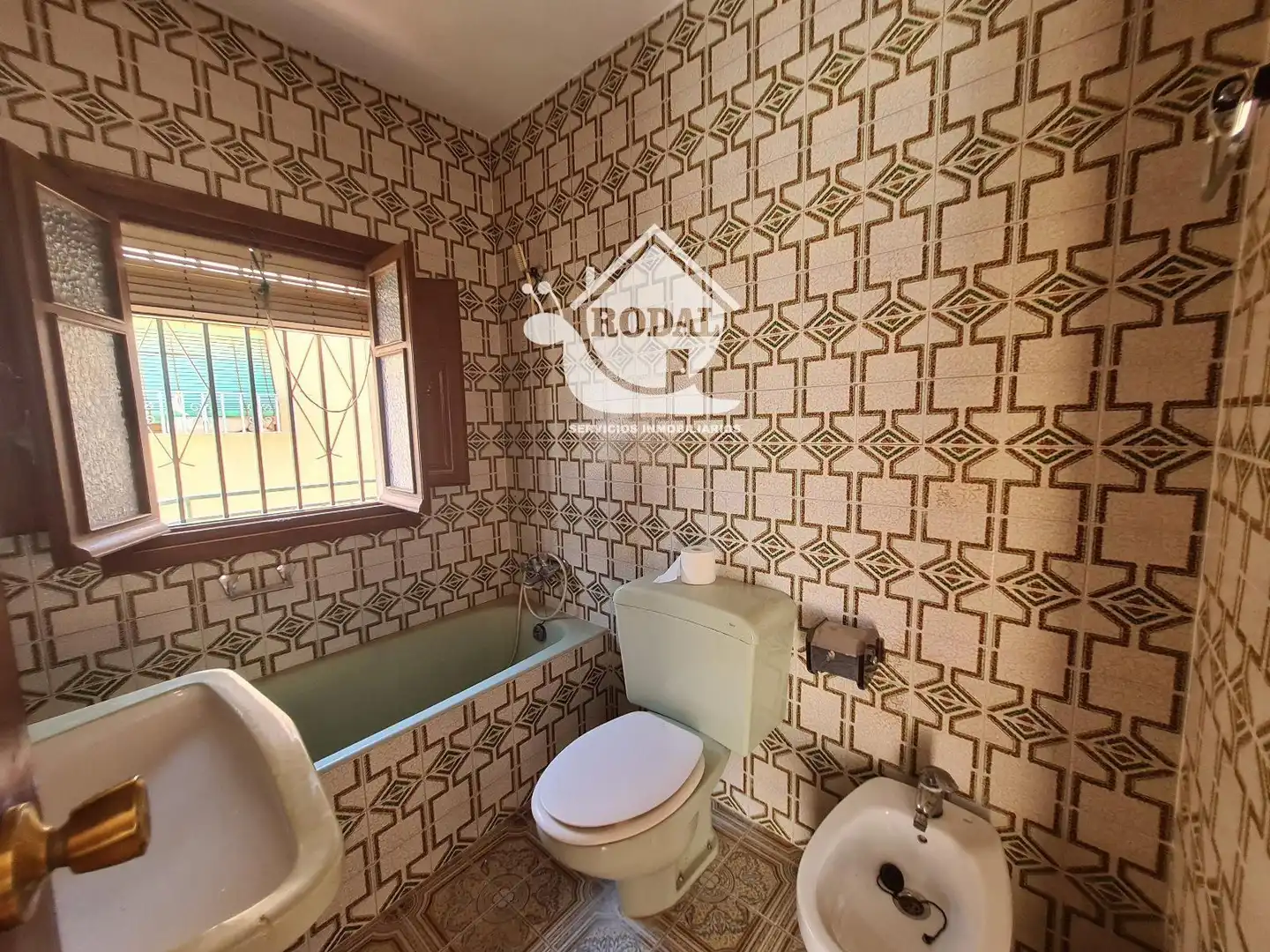 Bathroom of Duplexes for sale in Pechina  with Air Conditioner, Heating and Terrace