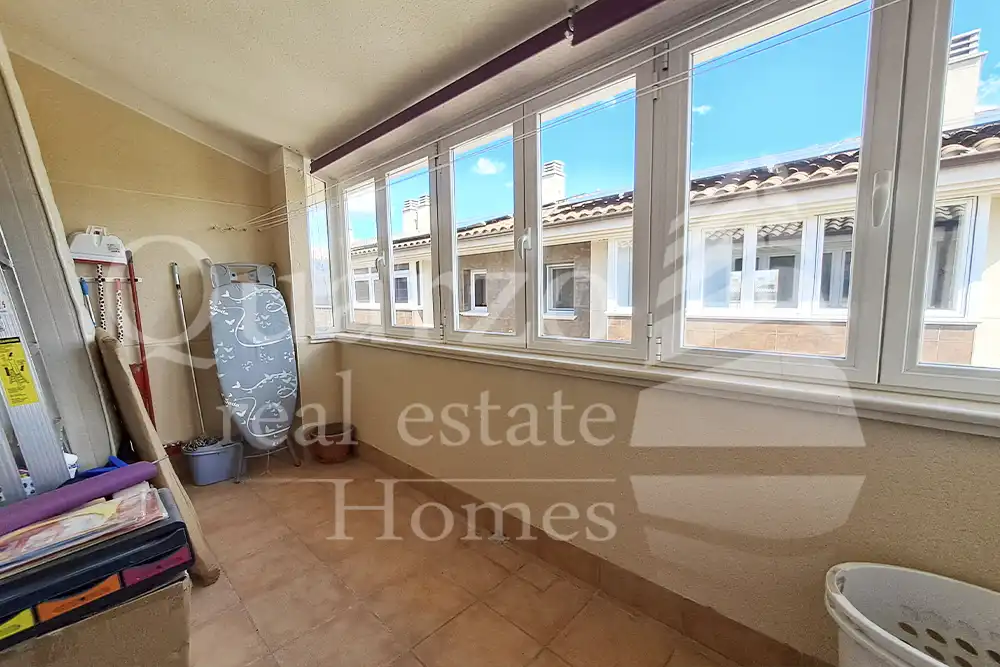 Vista exterior de Casa adosada en venta en Plasencia con Calefacción, Terraza y Balcón
