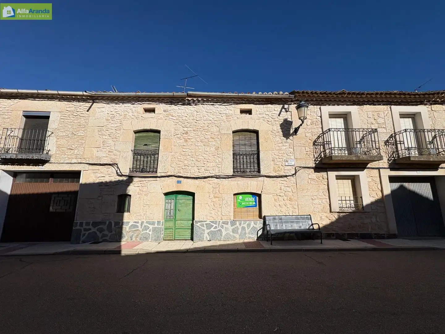 Vista exterior de Finca rústica en venda en Campillo de Aranda amb Jardí privat