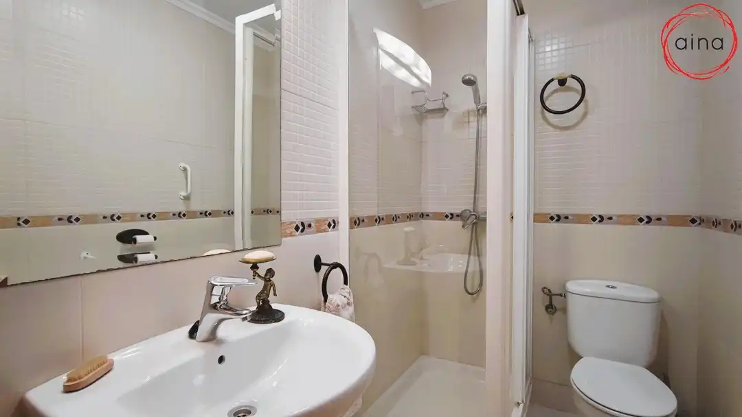 Bathroom of Houses for sale in Iza / Itza  with Heating, Private garden and Terrace