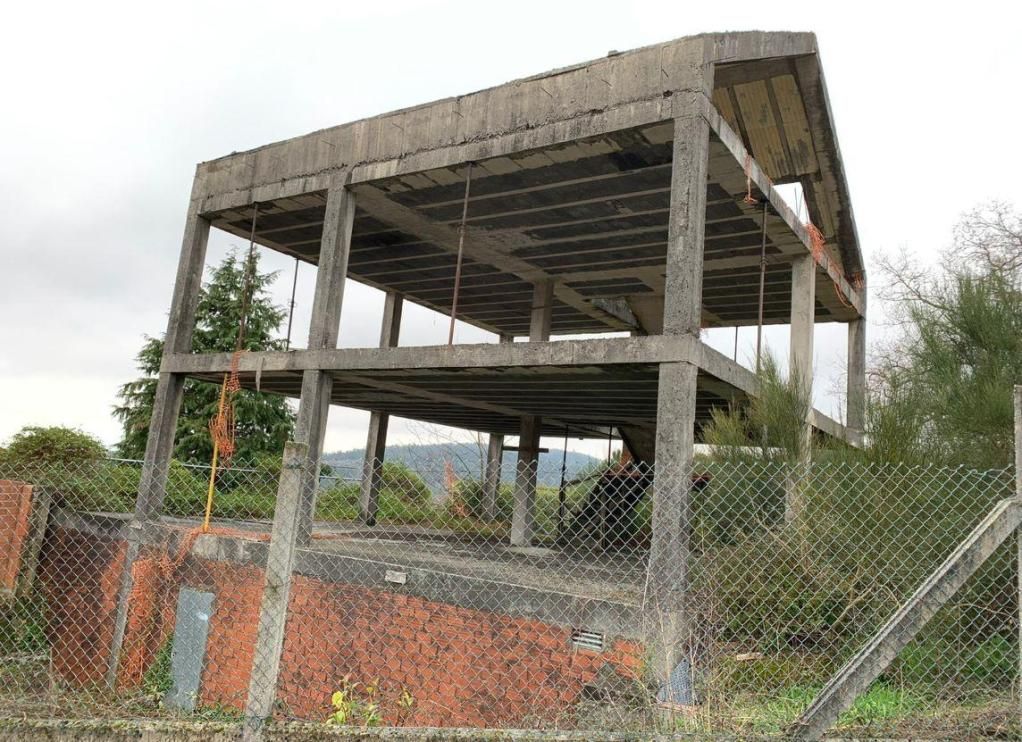 Edifici en venda a CERDEIRIÑA, Cotobade