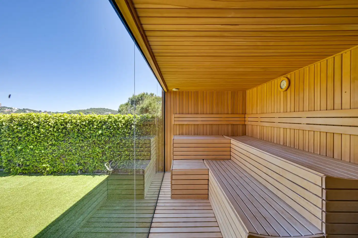 Terrasse von Haus oder Chalet zum Verkauf in Lloret de Mar mit Klimaanlage, Heizung und Privatgarten