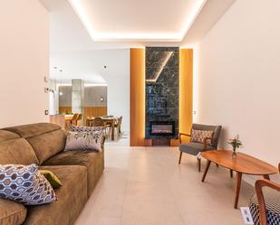 Living room of Flat to rent in  Madrid Capital  with Air Conditioner, Heating and Furnished