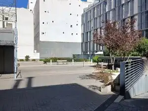 Außenansicht von Wohnung zum Verkauf in Madrid mit Klimaanlage, Heizung und Privatgarten
