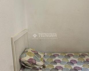 Bedroom of Flat to rent in  Sevilla Capital