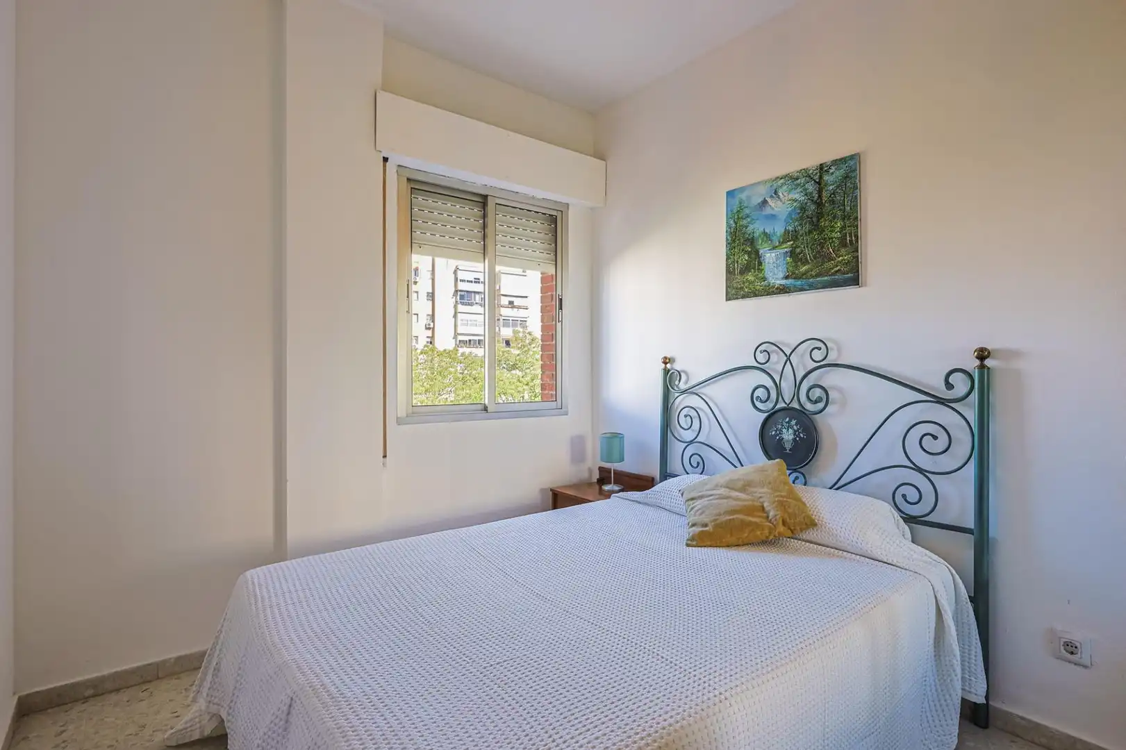 Bedroom of Flat for sale in Sevilla  with Air Conditioner and Furnished