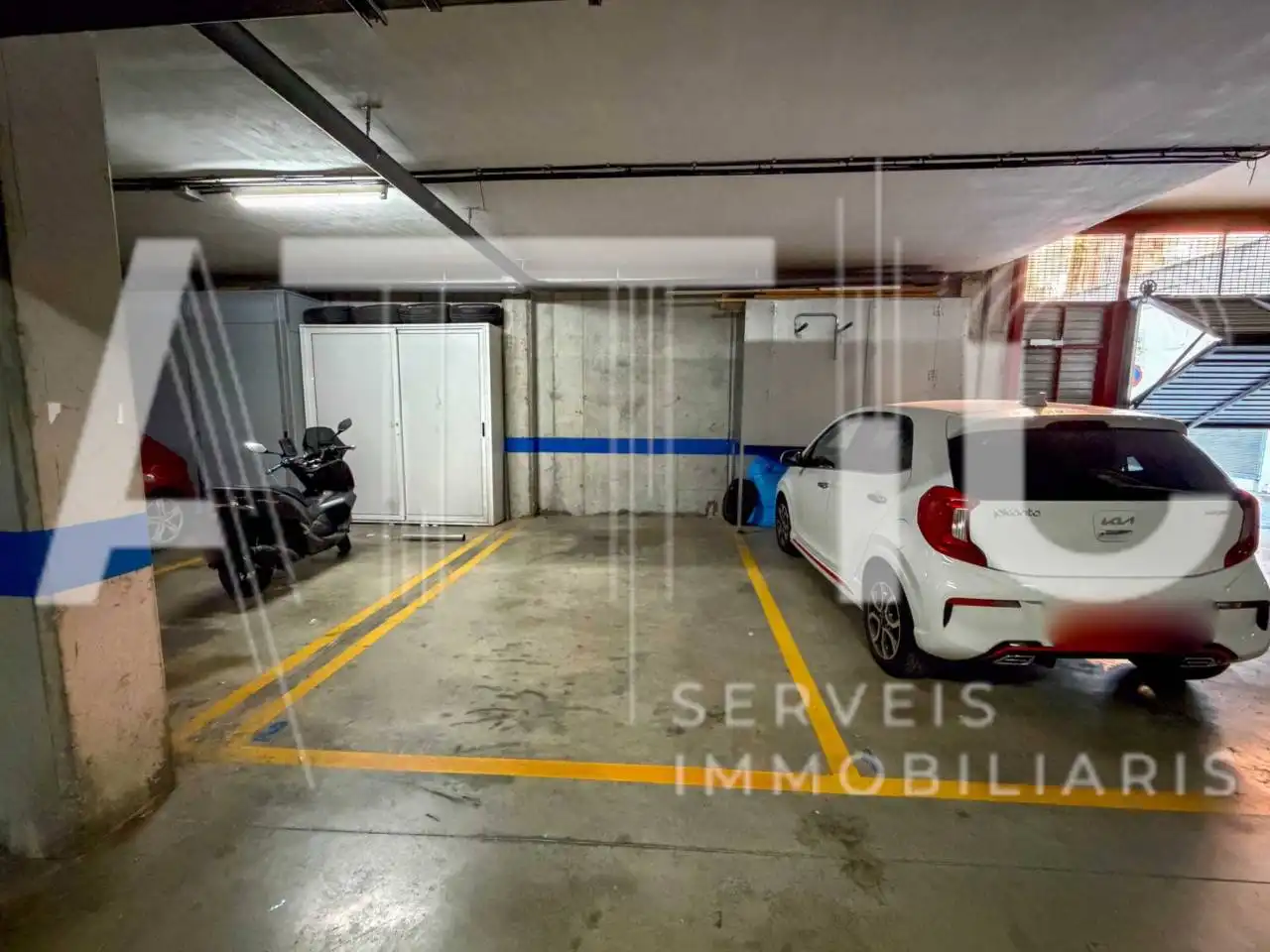 Aparcament de Pis en venda en Terrassa amb Aire condicionat i Calefacció