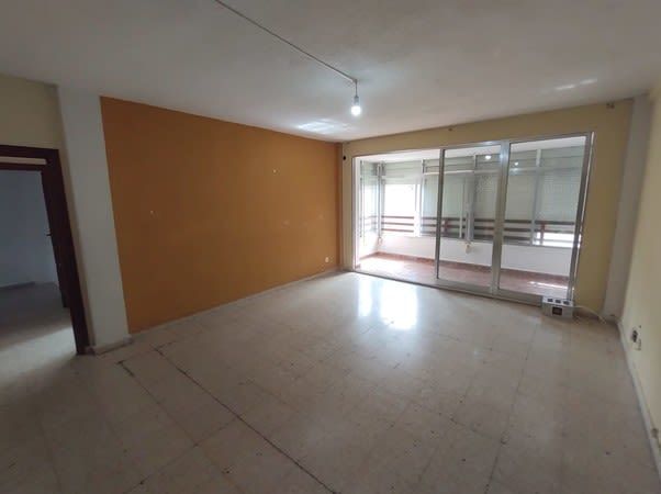 Flat for sale in Parla