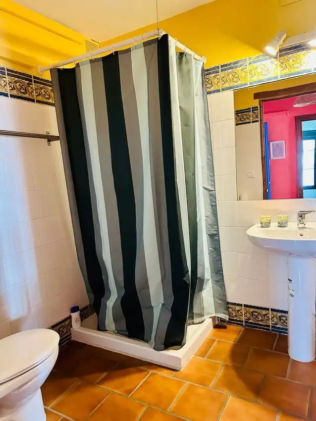 Badezimmer von Wohnung zum Verkauf in Aracena mit Klimaanlage