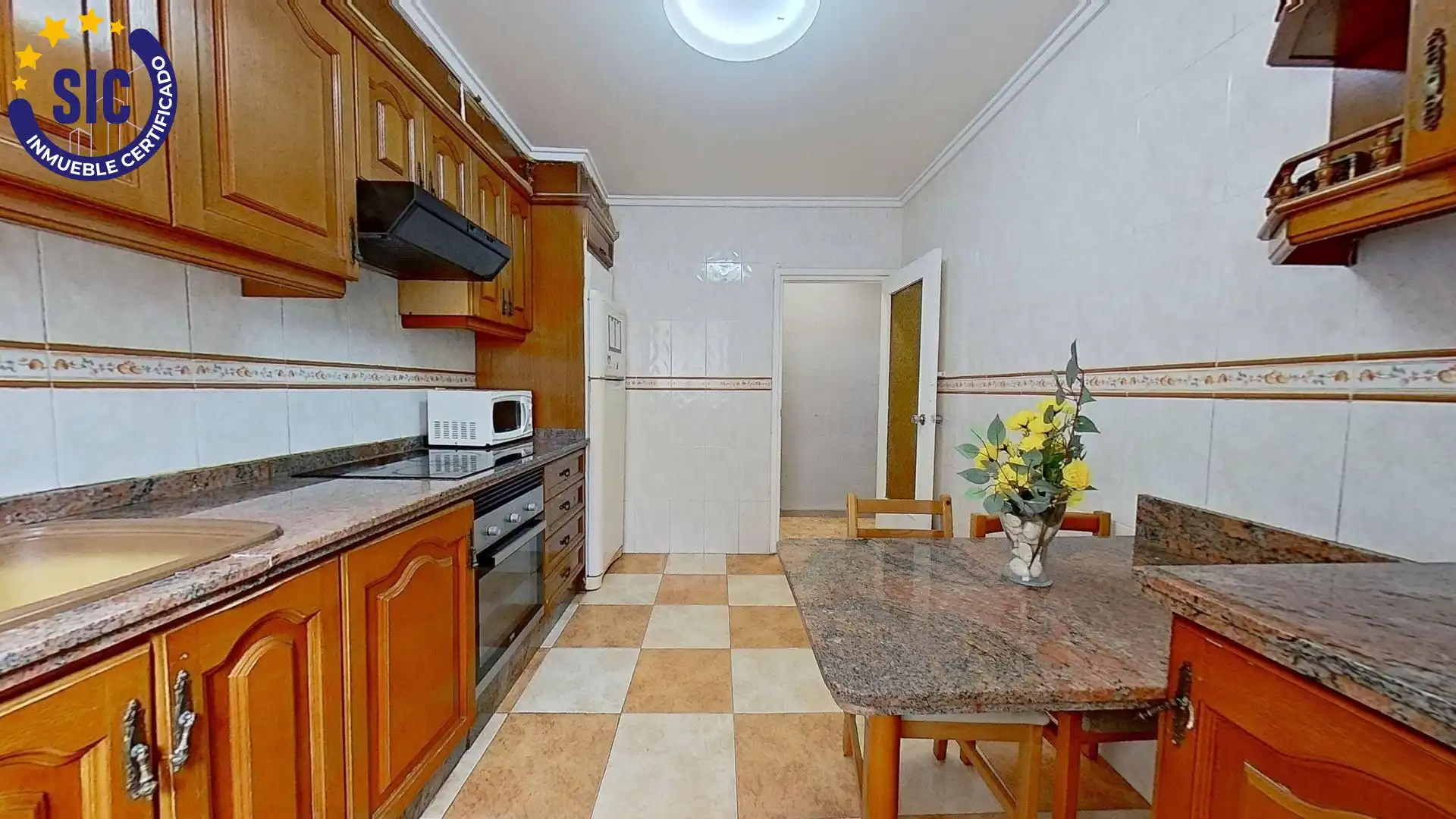 Cocina de Piso en venta en Valencia con Calefacción