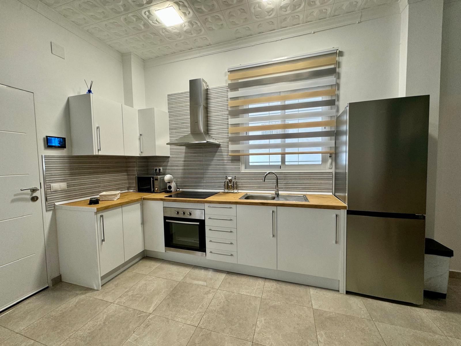 Cuina de Local en venda en Vélez-Málaga amb Aire condicionat