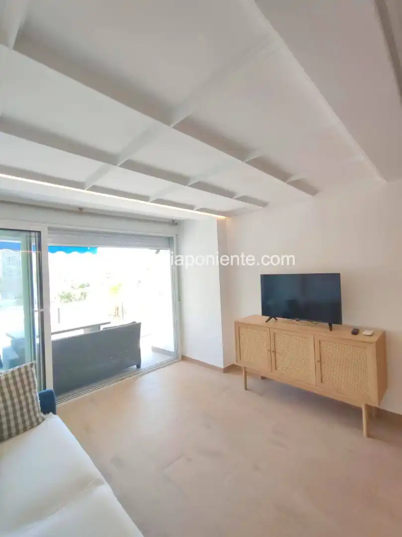 Living room of Flat for rent in Benidorm  with Air Conditioner, Heating and Terrace