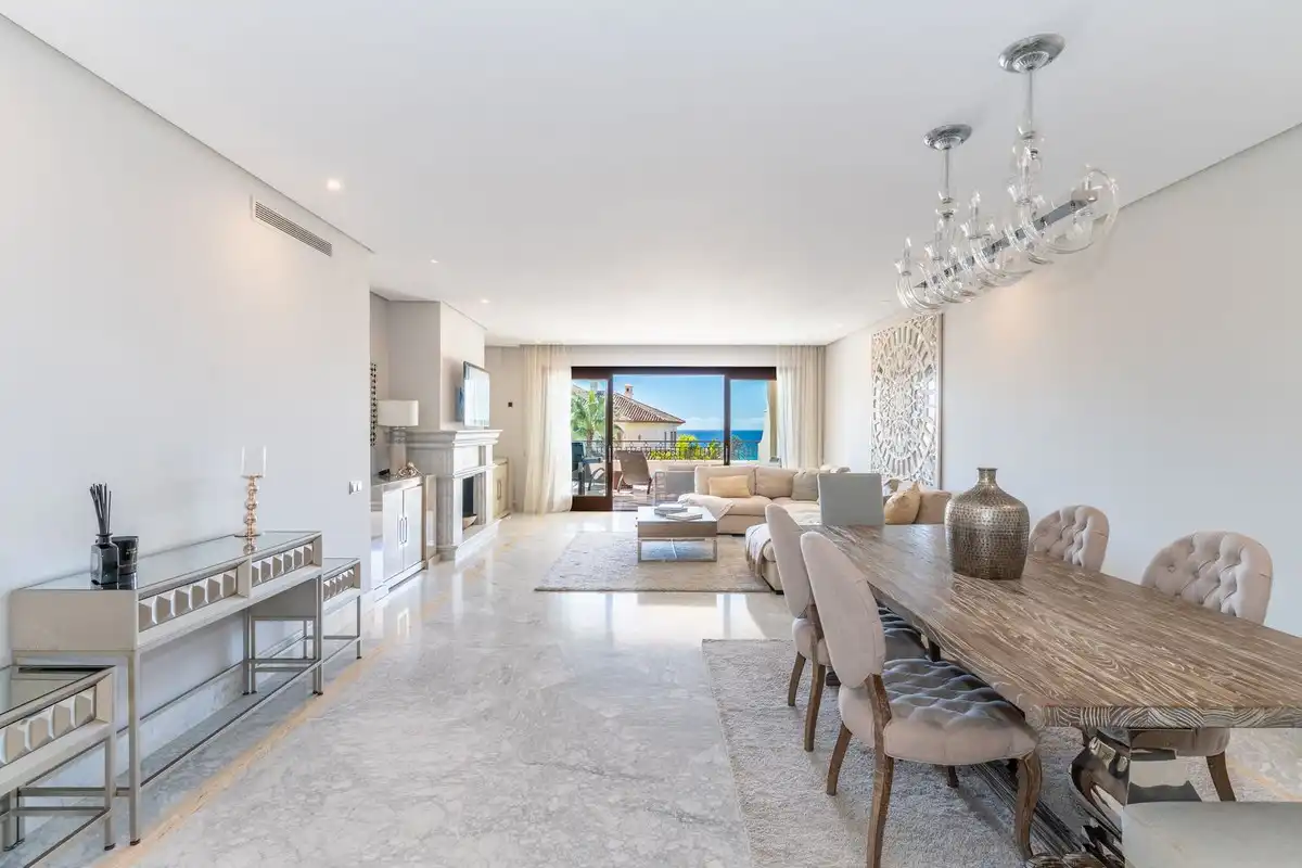 Piso con ascensor en venta en Río Real - Los Monteros, imagen 7