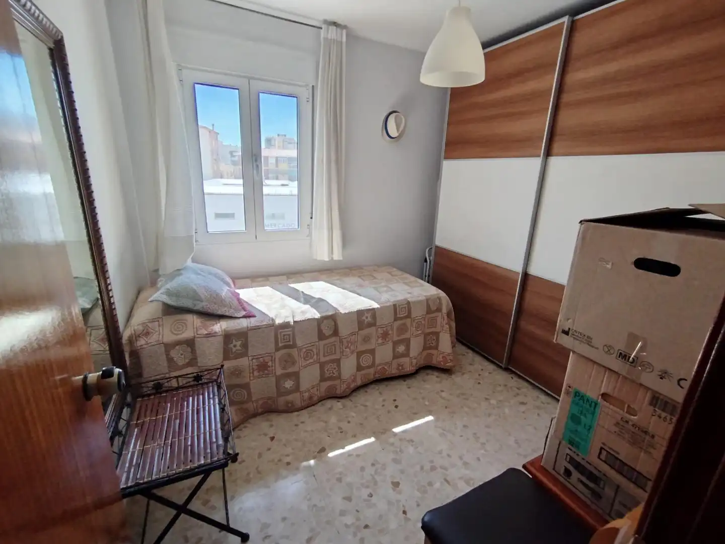 Habitación de Piso en venta en Vélez-Málaga con Aire acondicionado, Terraza y Trastero
