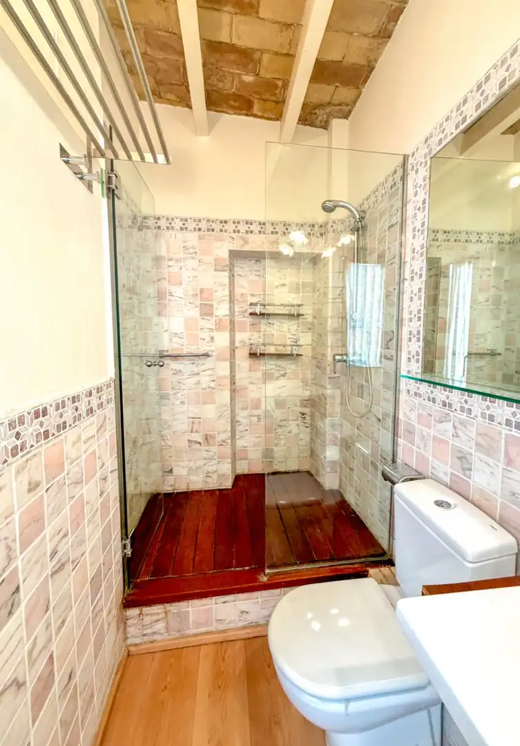 Bathroom of Flat for sale in Sitges  with Air Conditioner, Heating and Terrace