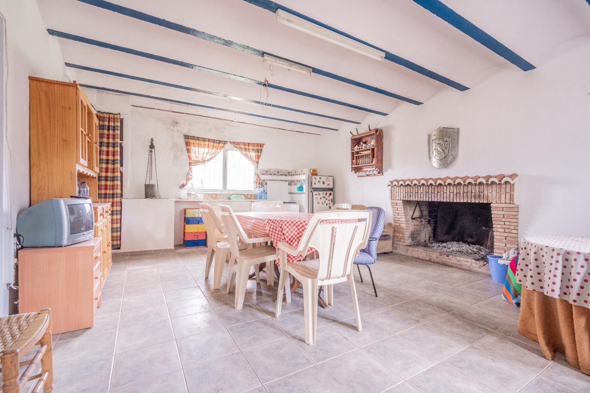 Country house for sale in Calle extramuros