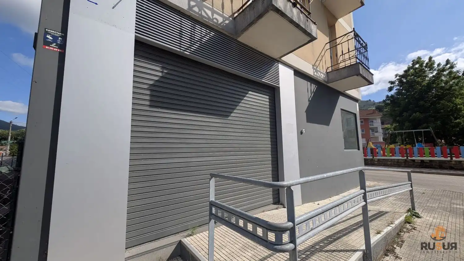 Vista exterior de Local de alquiler en Corvera de Toranzo con Aire acondicionado