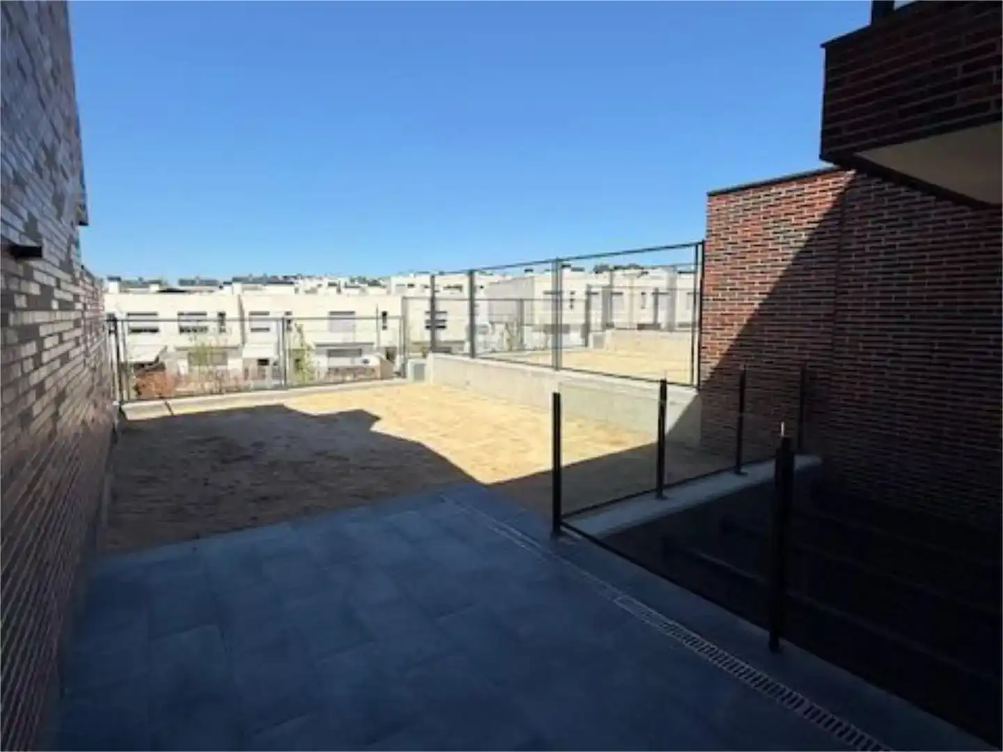 Terrace of Houses for rent in Boadilla del Monte  with Air Conditioner, Private garden and Parquet flooring