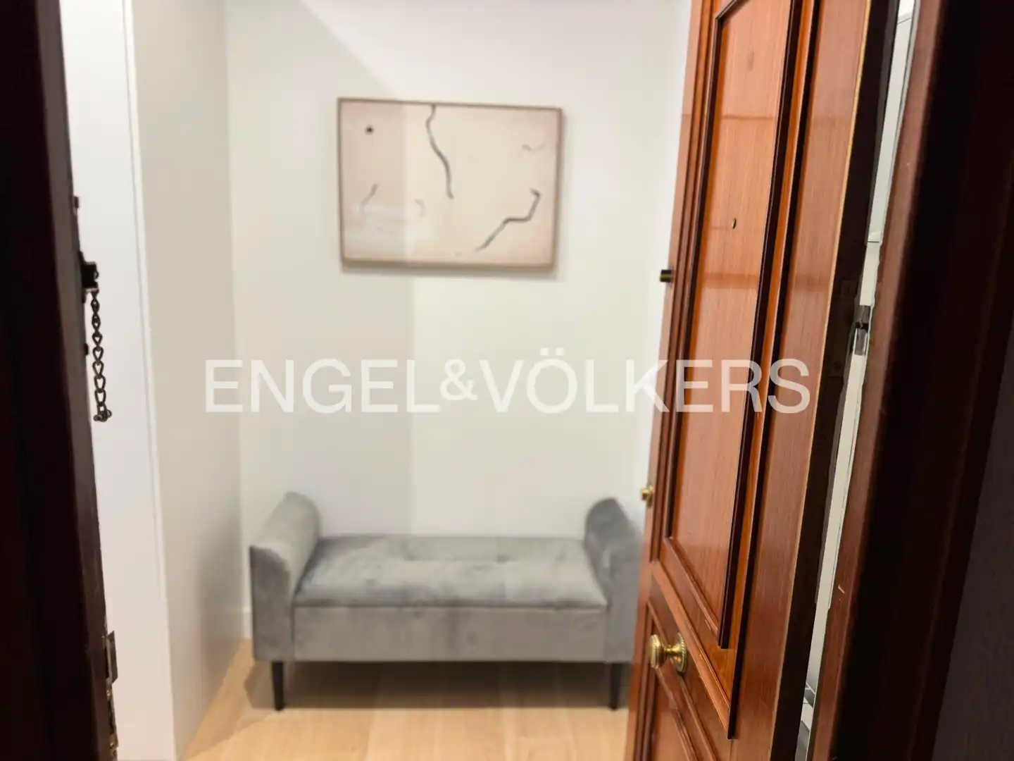 Living room of Flat for rent in Madrid  with Air Conditioner, Heating and Furnished