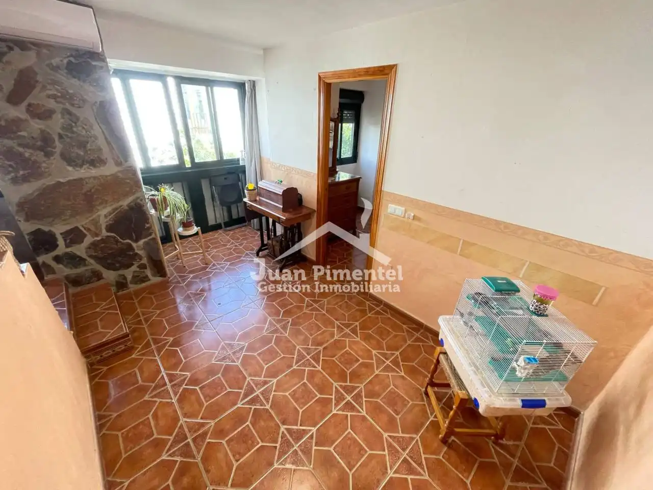 Detached homes for rent in Calle Casares, 1, Centro