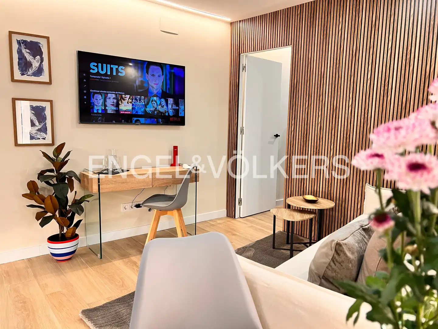 Sala de estar de Apartamento de alquiler en Madrid con Aire acondicionado, Calefacción y Amueblado