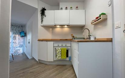 Küche von Wohnungen zum verkauf in La Manga del Mar Menor mit Klimaanlage, Terrasse und Balkon