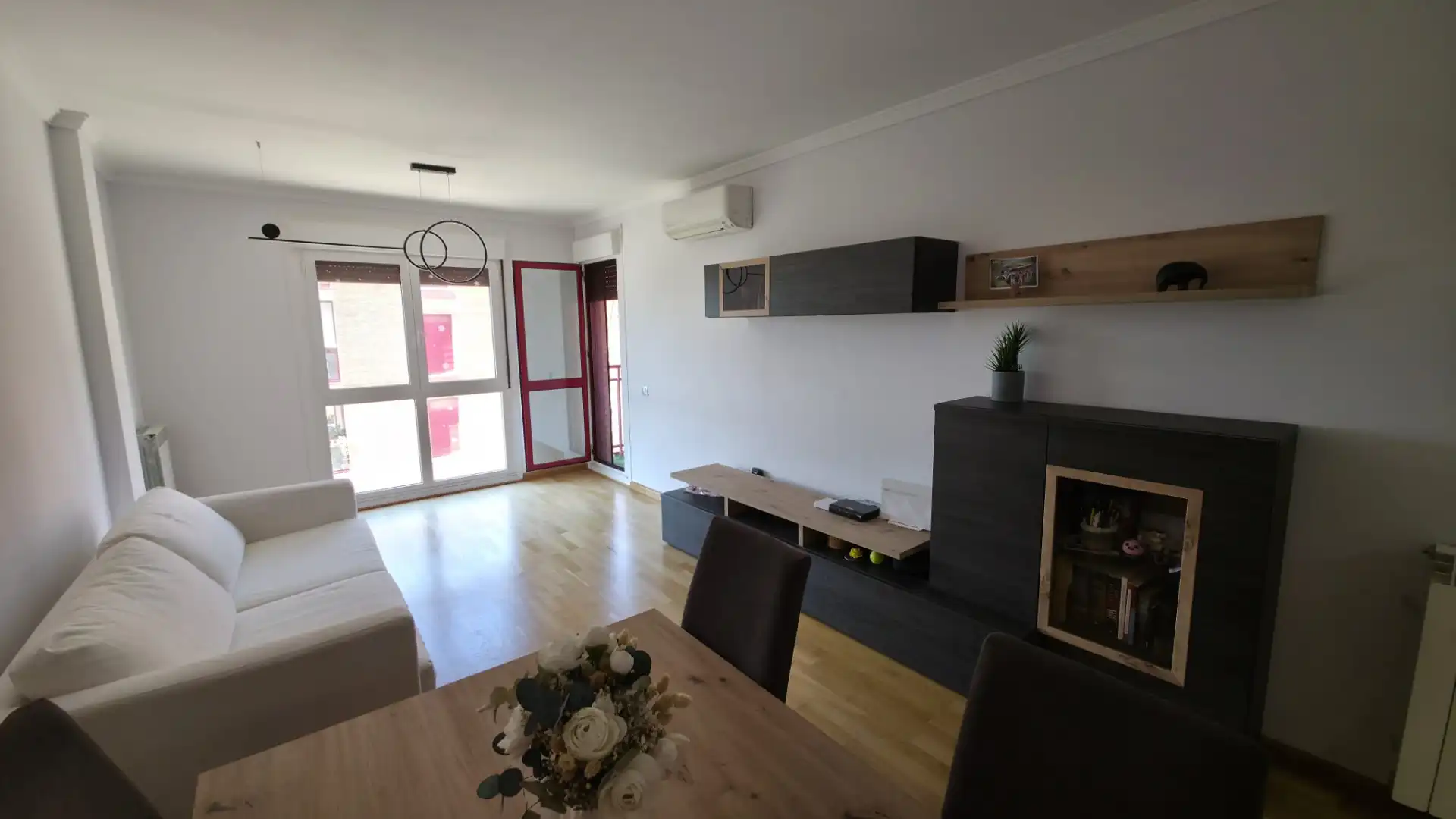 Sala d'estar de Pis de lloguer en Lleida amb Aire condicionat, Calefacció i Moblat