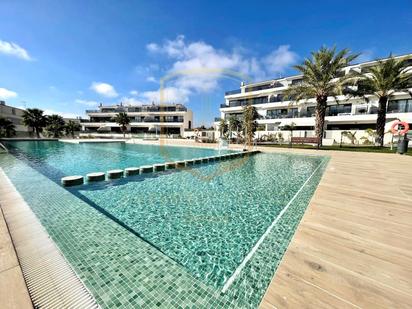 Piscina de Apartament en venda en Finestrat amb Aire condicionat i Terrassa