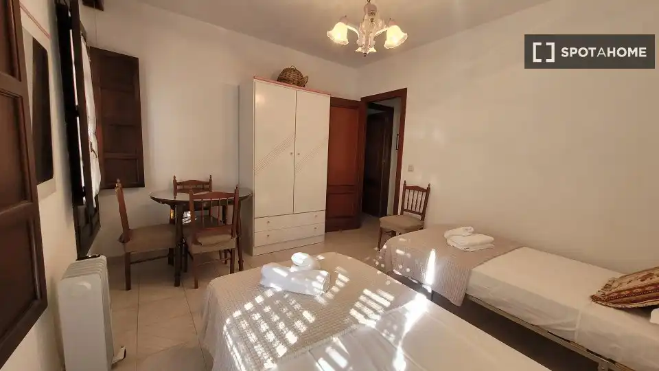 Room in La Ciudad