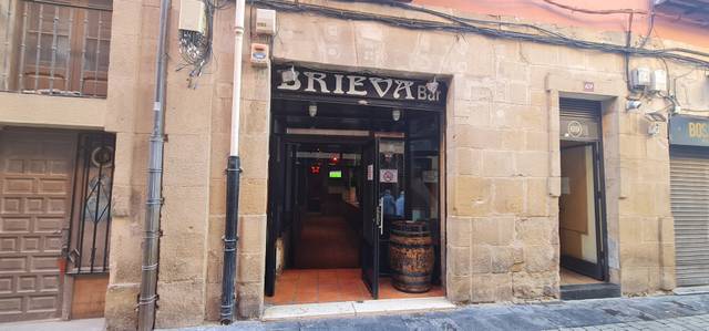 Local comercial en Venta en Calle Marqués de San Nicolás, 69 en Casco Antiguo