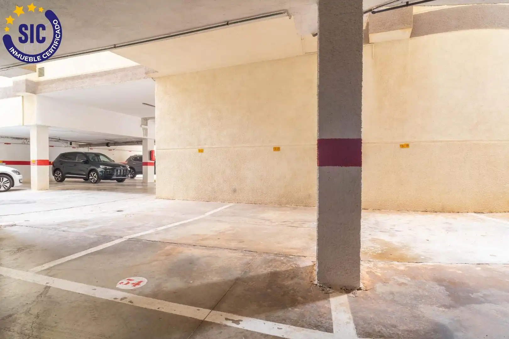 Aparcament de Apartament en venda en Oropesa del Mar / Orpesa amb Terrassa, Moblat i Piscina comunitària