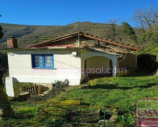 Vista exterior de Casa o xalet en venda en Aller amb Moblat