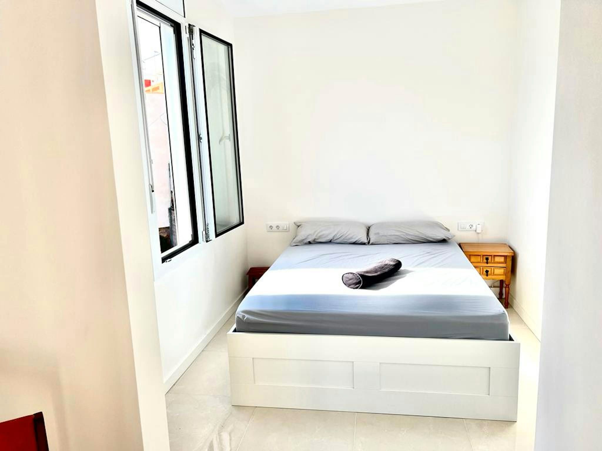 Bedroom of Flat to share in  Barcelona Capital  with Furnished, Washing machine and Balcony