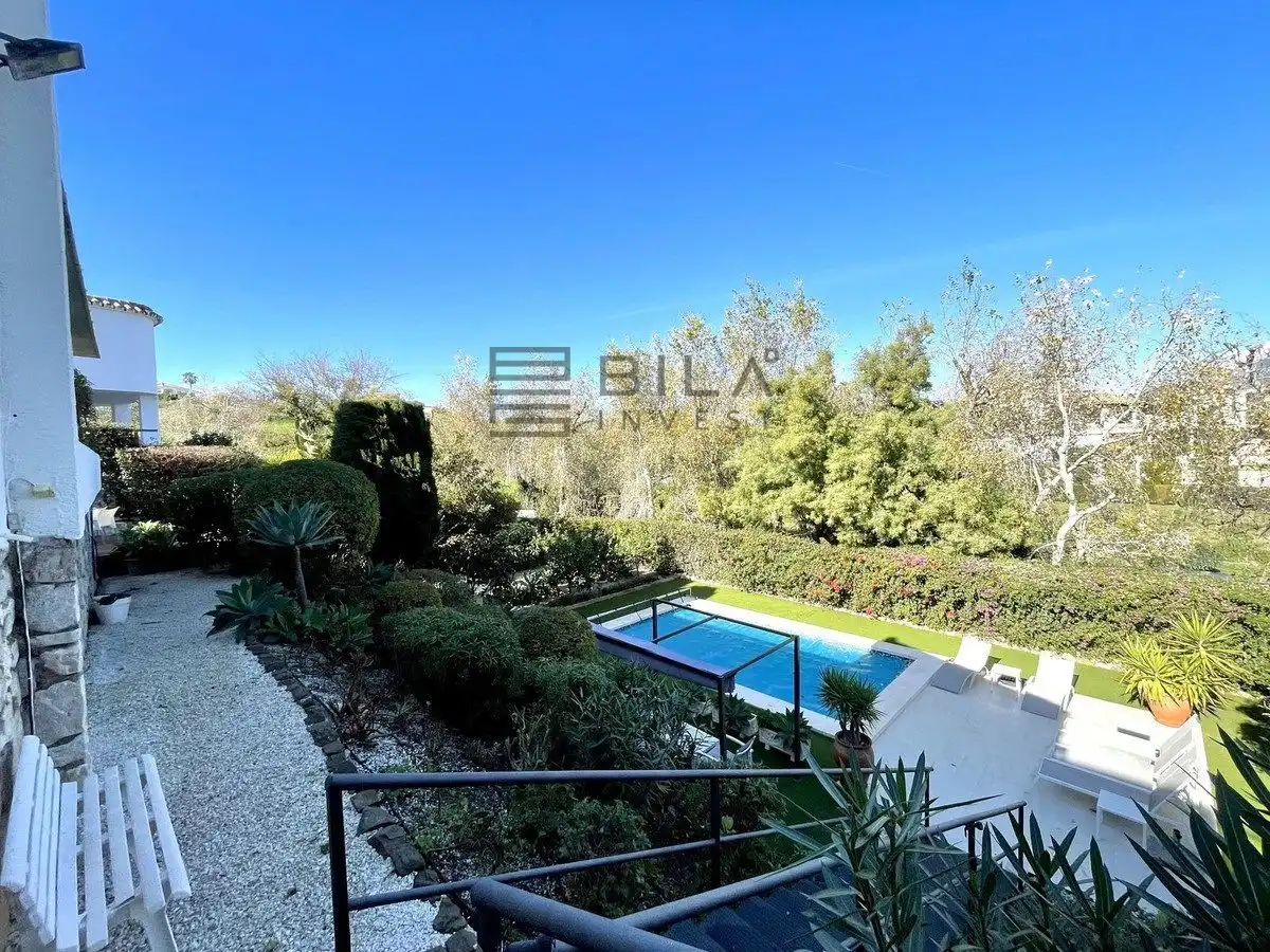 Chalet con piscina en venta en Cerros del Aguila, imagen 31