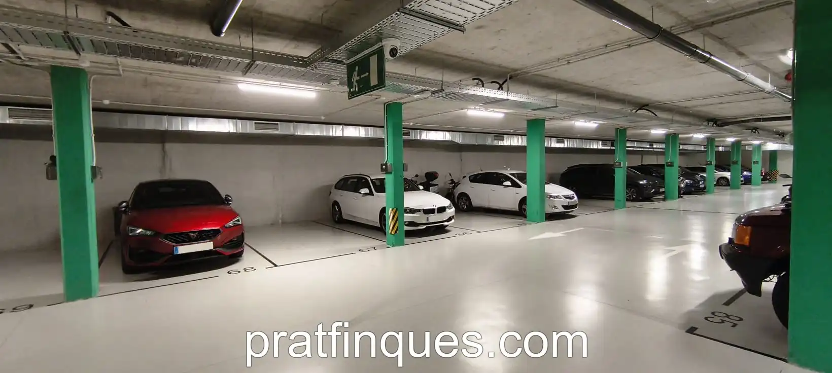 Parkplatz von Wohnung zum Verkauf in L'Hospitalet de Llobregat mit Klimaanlage, Heizung und Parkett