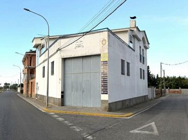 Haus zum Verkauf in Carrer Pi i Margall 1
