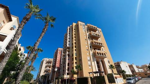 Photo 2 of Flat for sale in Avenida Roentgen, 5, Zona Playa de los Locos, Alicante