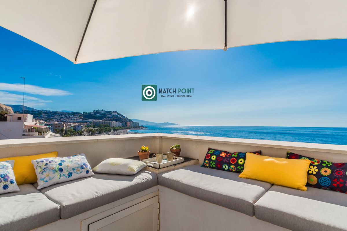 Attic to rent in Paseo de la Caletilla, Almuñecar Centro