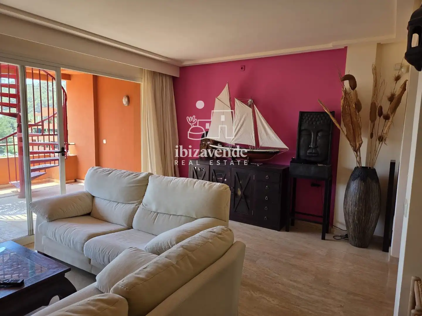 Sala de estar de Dúplex de alquiler en Santa Eulària des Riu con Aire acondicionado, Terraza y Trastero