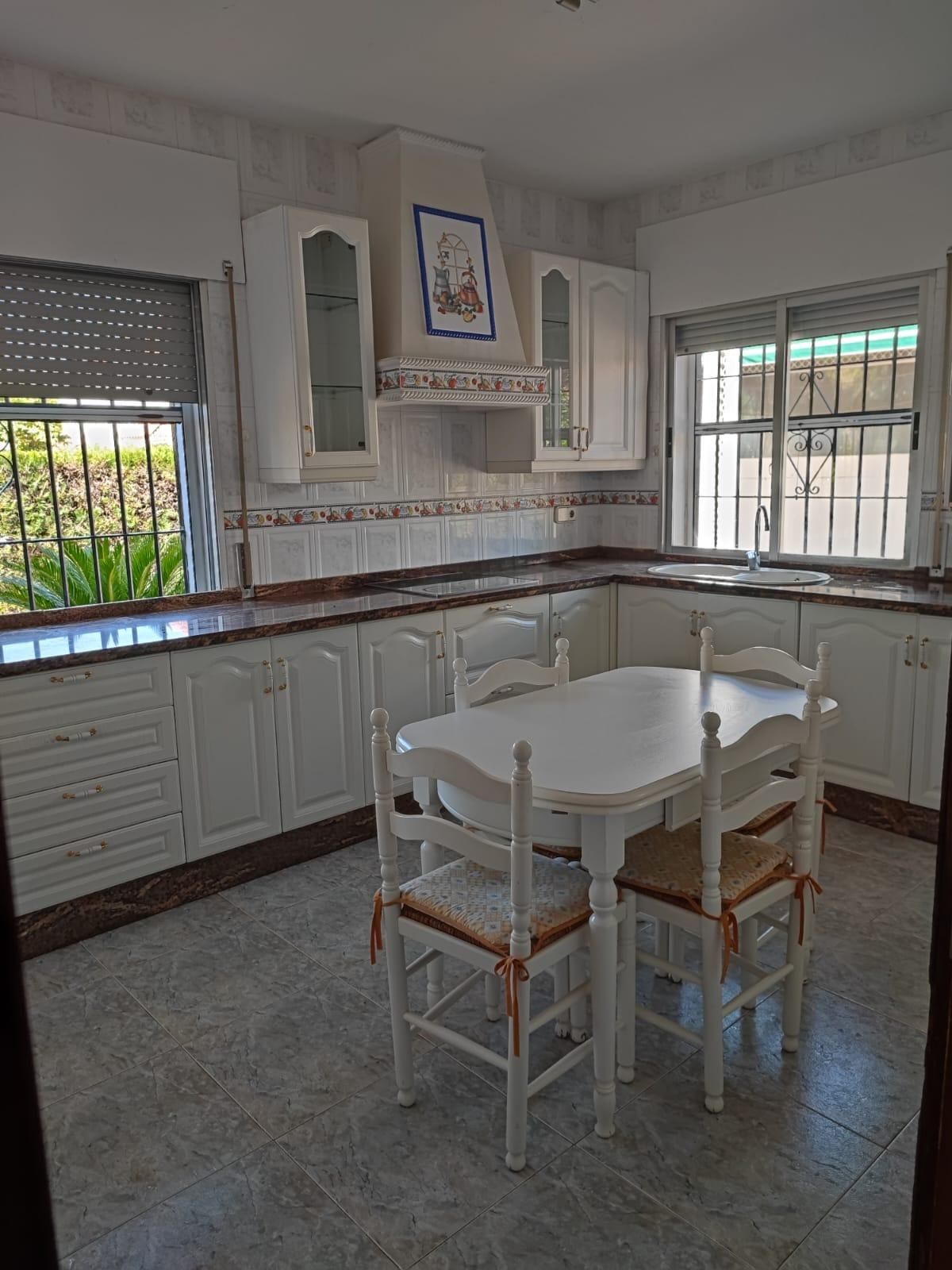 Kitchen of House or chalet to rent in  Córdoba Capital  with Heating, Private garden and Storage room