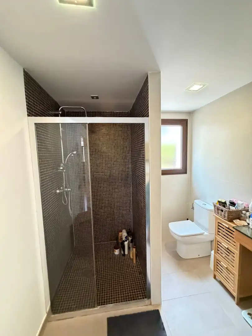 Casa con piscina en venta en Carrer del Té de Roca, imagen 23