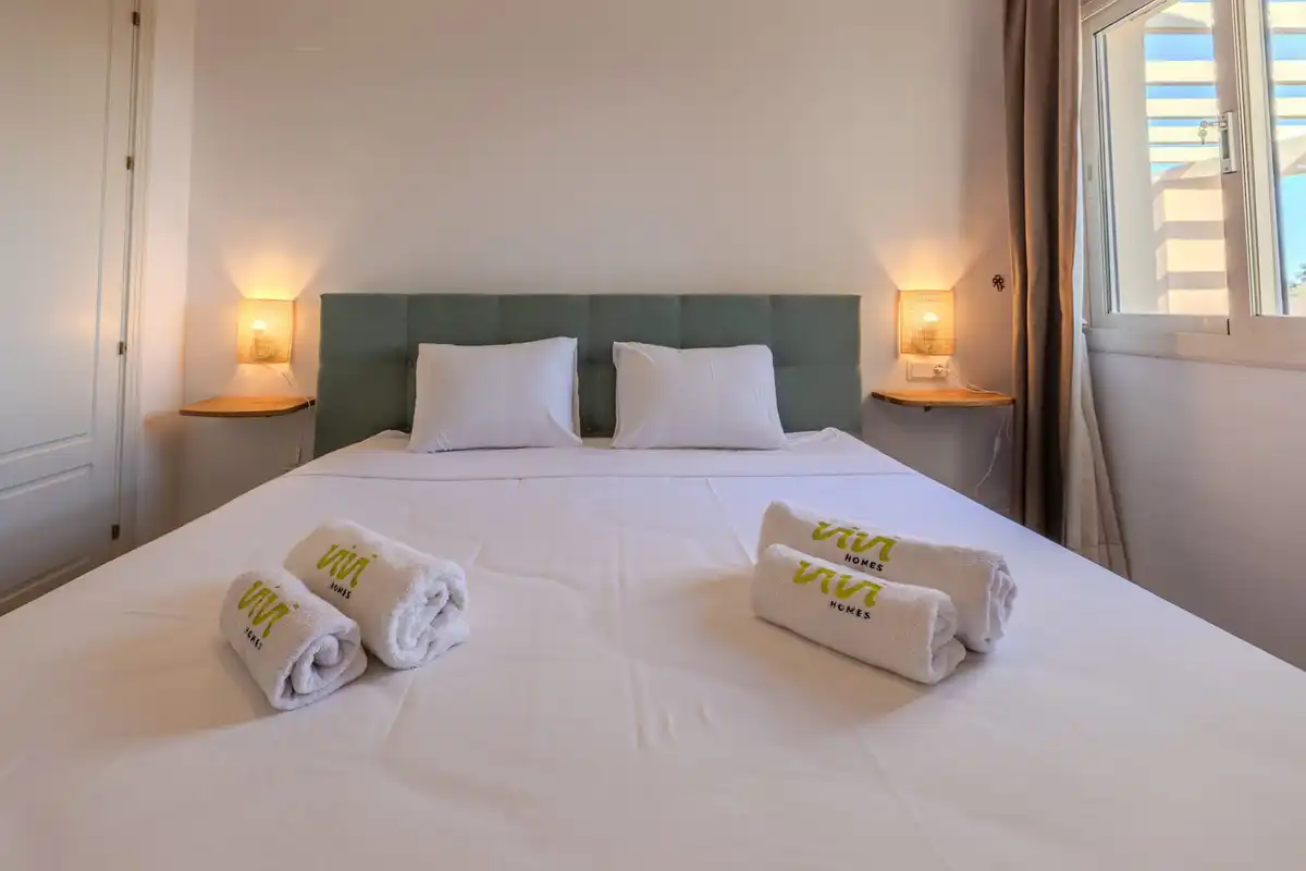 Schlafzimmer von Dachboden zum Verkauf in Ojén mit Klimaanlage, Terrasse und Abstellraum