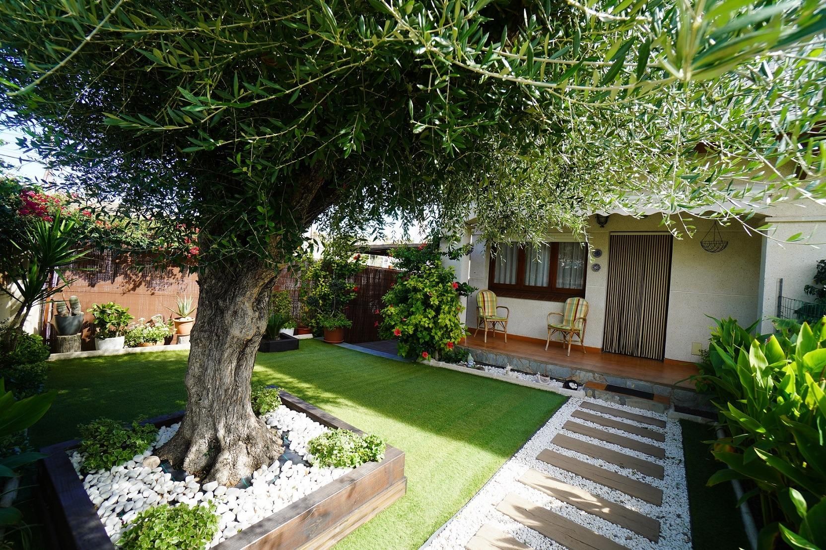 Garden of Single-family semi-detached for sale in Creixell  with Air Conditioner, Private garden and Terrace