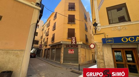 EDIFICIO COMPLETO ESQUINERO EN PLENO CENTRO HISTÓRICO DE SEGORBE. Ref-AG-43