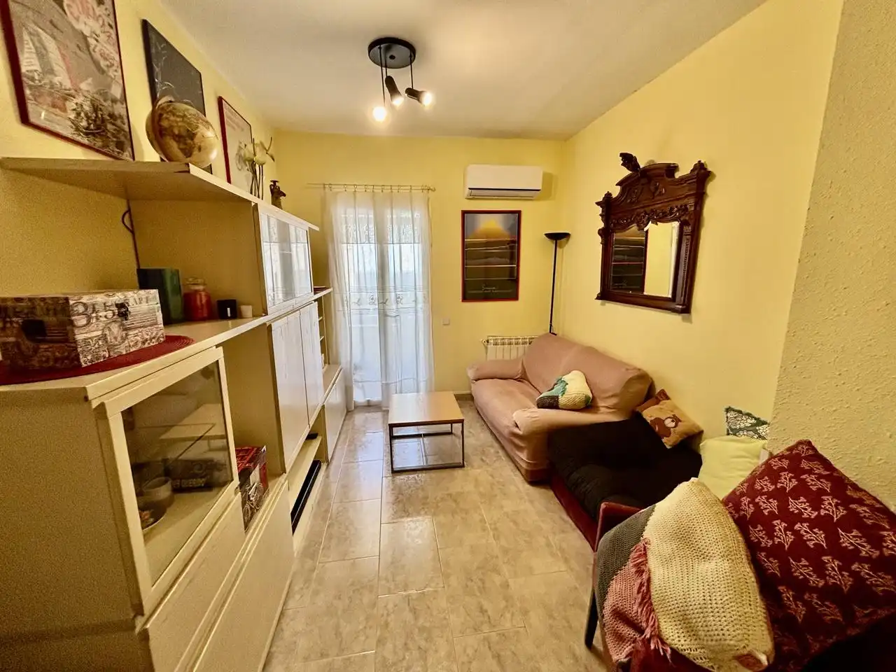 Sala d'estar de Pis en venda en Zaragoza amb Aire condicionat, Calefacció i Terrassa