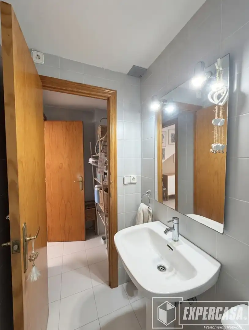 Bathroom of Detached homes for sale in Serra  with Air Conditioner and Terrace