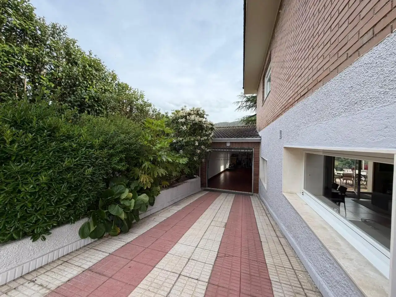 Vista exterior de Casa o chalet en venta en Ourense Capital  con Calefacción, Jardín privado y Terraza